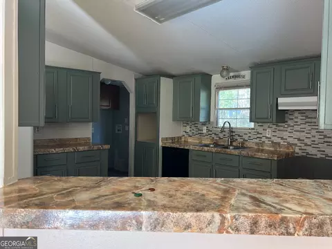 93 Helen Rd, Covington, GA 30016 photo 9