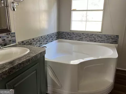 93 Helen Rd, Covington, GA 30016 photo 21