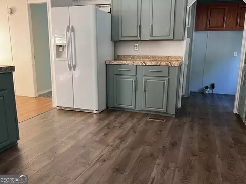 93 Helen Rd, Covington, GA 30016 photo 11