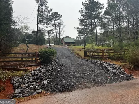 2732 Dallas Mill Rd, Lagrange, GA 30241 photo 2