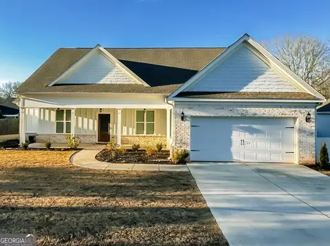 424 Lakewood Dr #6, Social Circle, GA 30025