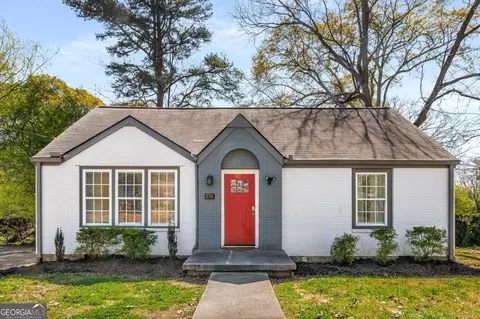 2711 Mcafee Rd, Decatur, GA 30032