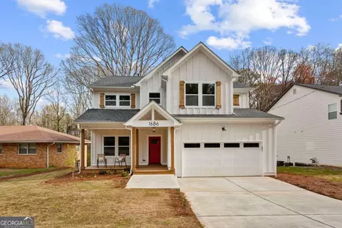1686 Creveis Rd, Austell, GA 30168