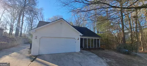 180 Woodland Ridge Cir, Covington, GA 30016