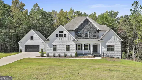 145 Wet Wood Dr #11, Fairburn, GA 30213