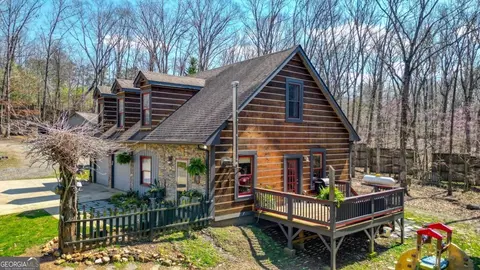 3981 Copperhead Rd SE, Acworth, GA 30102