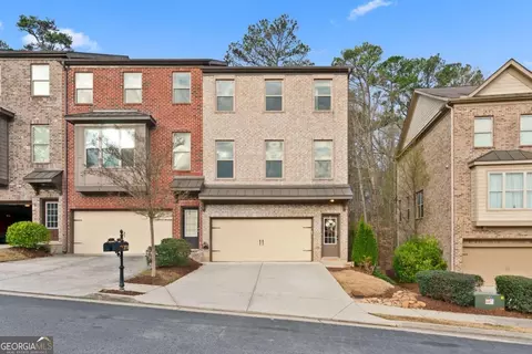 2756 Laurel Valley Trl, Buford, GA 30519
