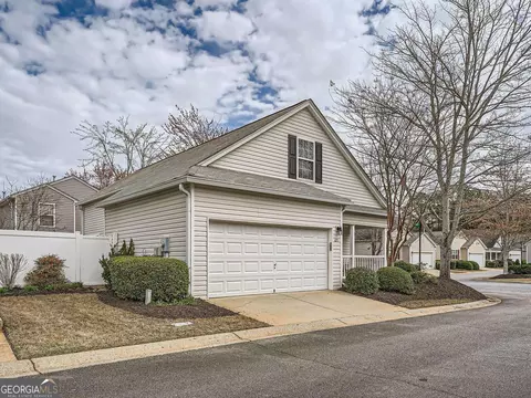 671 W Oaks Dr, Woodstock, GA 30188