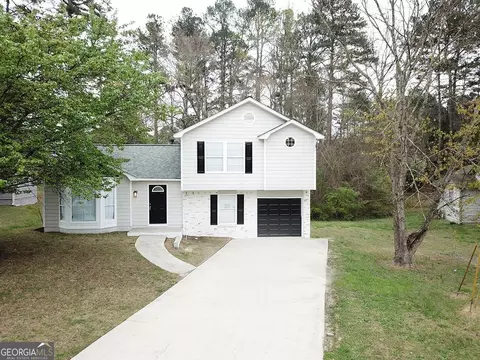 6230 Emerald Pointe Cir, Atlanta, GA 30349