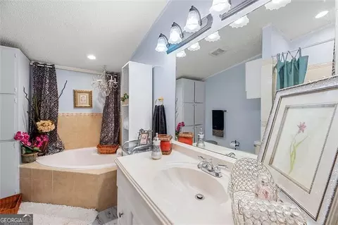 125 Skyline Dr, Hampton, GA 30228 photo 4