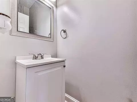 307 Turtle Pointe Dr, Carrollton, GA 30116 photo 12