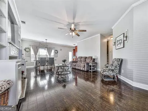 307 Turtle Pointe Dr, Carrollton, GA 30116 photo 3