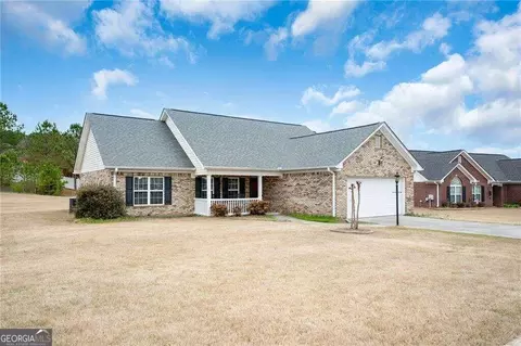 303 Hillside Dr SW, Calhoun, GA 30701