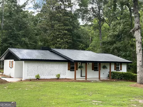 300 Country Club Rd, Dublin, GA 31021