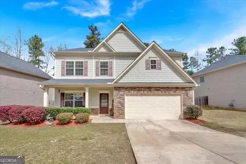 68 Stonewood Creek Dr, Dallas, GA 30132