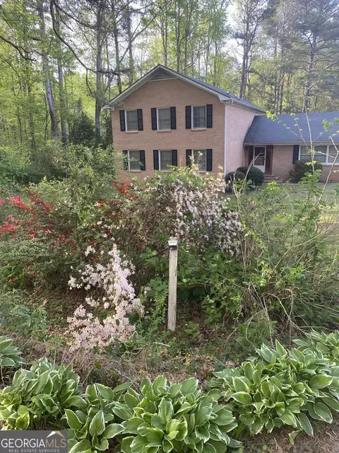 3585 Masters Rd, Ellenwood, GA 30294
