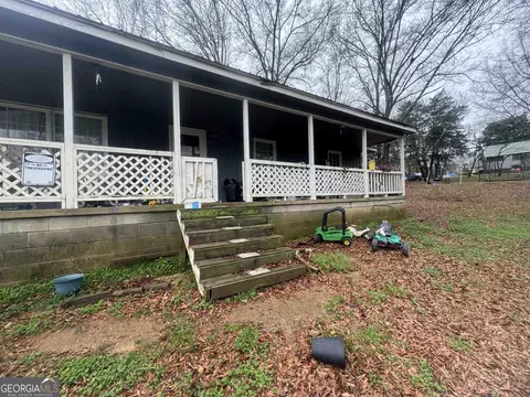 293 New Prospect Rd, Aragon, GA 30104