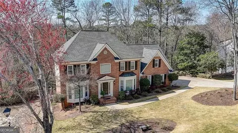235 Berry Glen Ct, Alpharetta, GA 30022