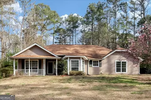 6 Timber Walk Dr, Sharpsburg, GA 30277