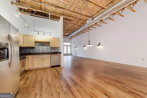1844 Liberty Ln, Roswell, GA 30075