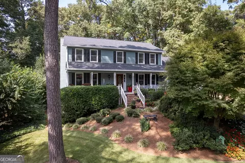 4123 Deerbrook Way SW, Lilburn, GA 30047