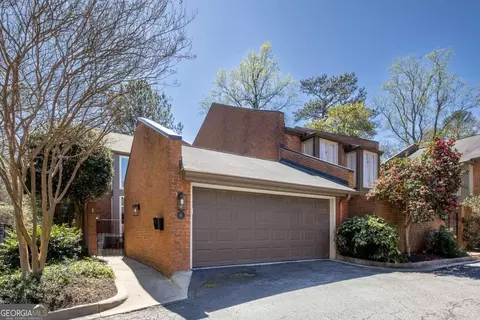47 Willow NE, Atlanta, GA 30342