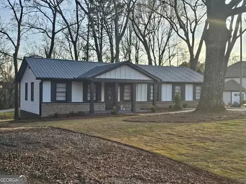 677 Hancock Bridge Rd, Winder, GA 30680 photo 3