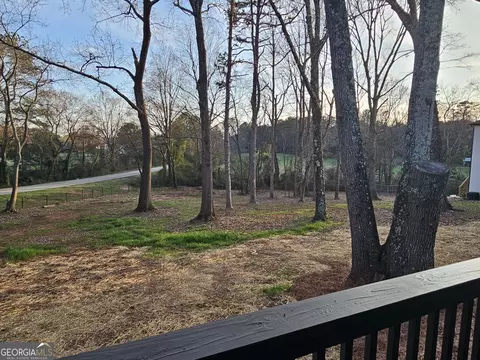 677 Hancock Bridge Rd, Winder, GA 30680 photo 8