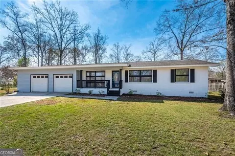 525 Elliott Dr NW, Rome, GA 30165