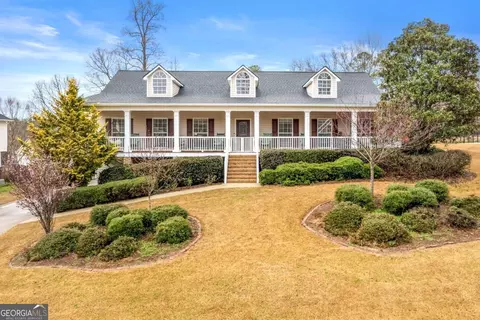 108 Oliver Overlook Dr, Dallas, GA 30132