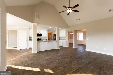 1225 Foster Rd, Statham, GA 30666 photo 3