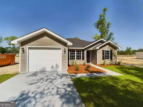 501 Church Cir, Jesup, GA 31545