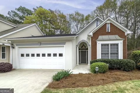 331 Lewisburg Dr, Mcdonough, GA 30253