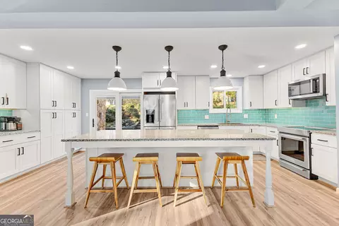 Kitchen - 912 S Willowcrest Way, Lagrange, GA 30240 photo 1 of 4