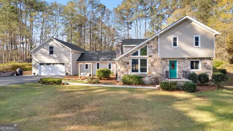 Exterior - 912 S Willowcrest Way, Lagrange, GA 30240 photo 1 of 15