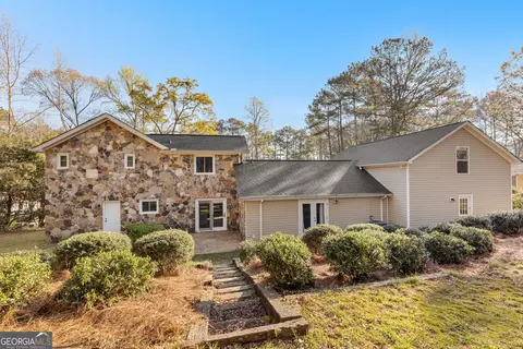 Exterior - 912 S Willowcrest Way, Lagrange, GA 30240 photo 12 of 15