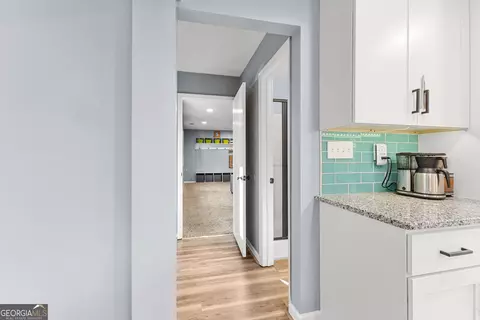 Entry Way - 912 S Willowcrest Way, Lagrange, GA 30240 photo 3 of 7