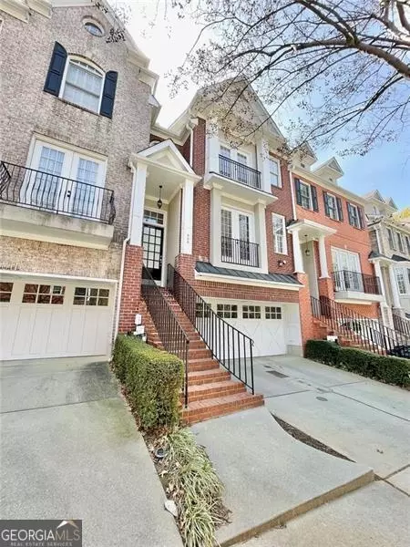 969 Emory Parc Way, Decatur, GA 30033
