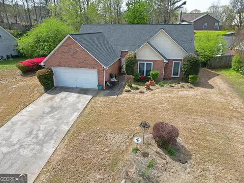 11061 Knotty Pine Pl, Hampton, GA 30228 photo 1