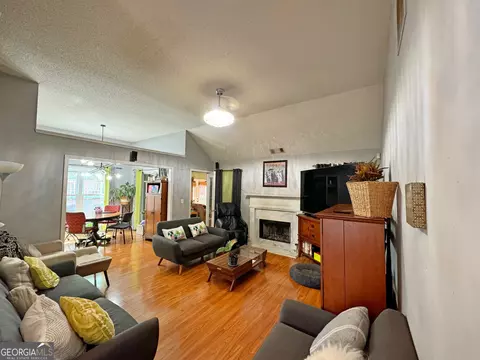 11061 Knotty Pine Pl, Hampton, GA 30228 photo 9