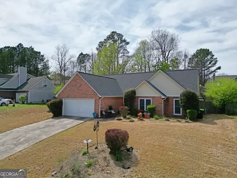 11061 Knotty Pine Pl, Hampton, GA 30228 photo 4
