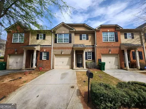 823 Hughes Trce, Stone Mountain, GA 30083