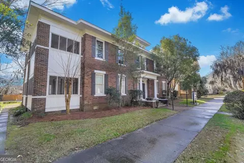 733 E Henry St #D, Savannah, GA 31401