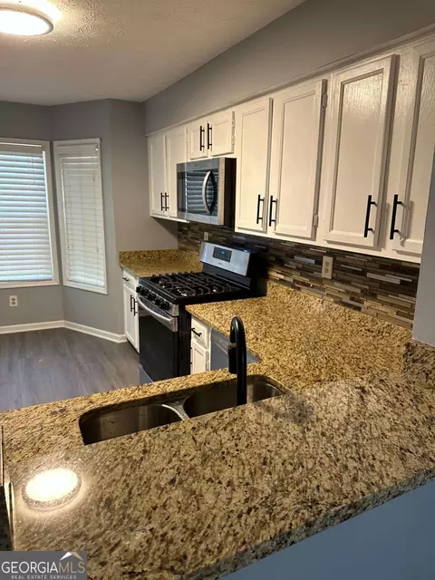 6398 Oakleaf Ln #6398, Morrow, GA 30260 photo 1