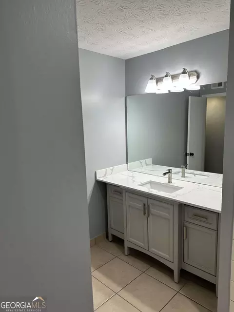 6398 Oakleaf Ln #6398, Morrow, GA 30260 photo 5
