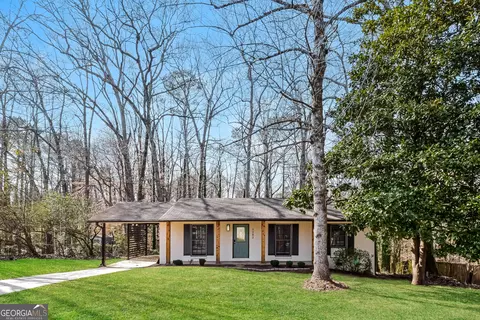 5282 Maple Valley Rd SW, Mableton, GA 30126