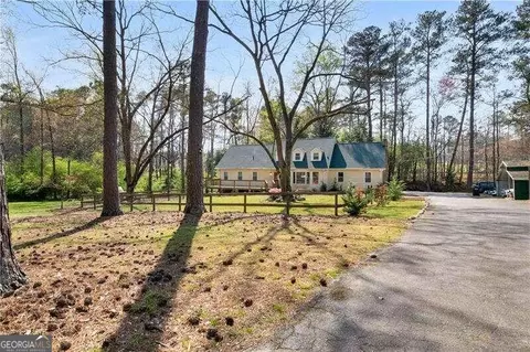 3152 Brooks Ln, Powder Springs, GA 30127