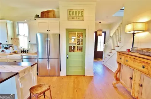 Entry Way - 1340 Wrights Mill Rd, Commerce, GA 30530 photo 2 of 15