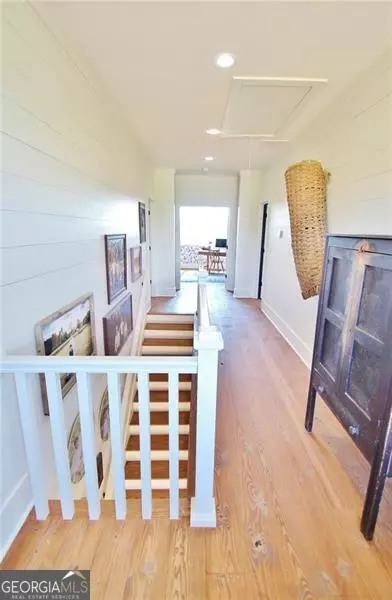 Entry Way - 1340 Wrights Mill Rd, Commerce, GA 30530 photo 12 of 15