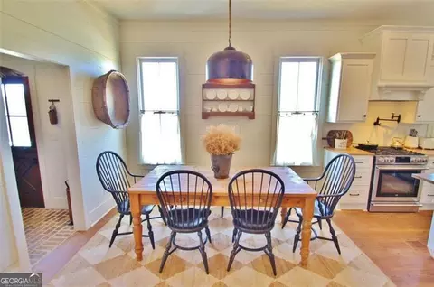 Dining - 1340 Wrights Mill Rd, Commerce, GA 30530 photo 2 of 5
